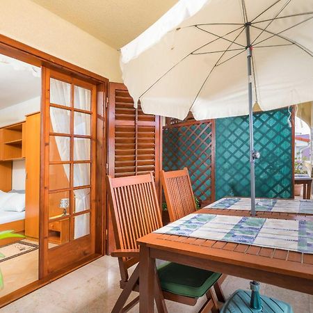 Villa Nada In Fazana - Near The Beach Extérieur photo