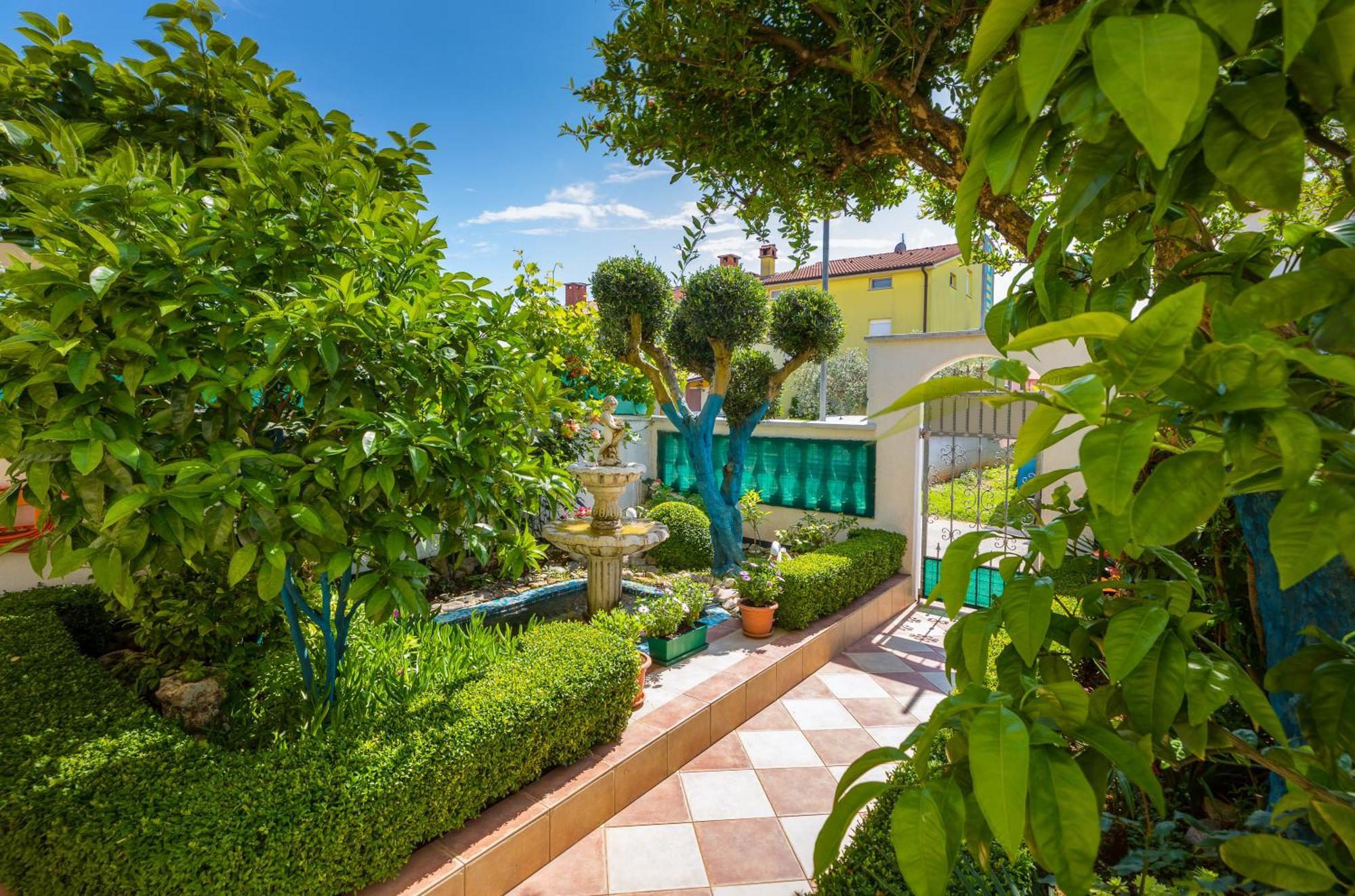 Villa Nada In Fazana - Near The Beach Extérieur photo