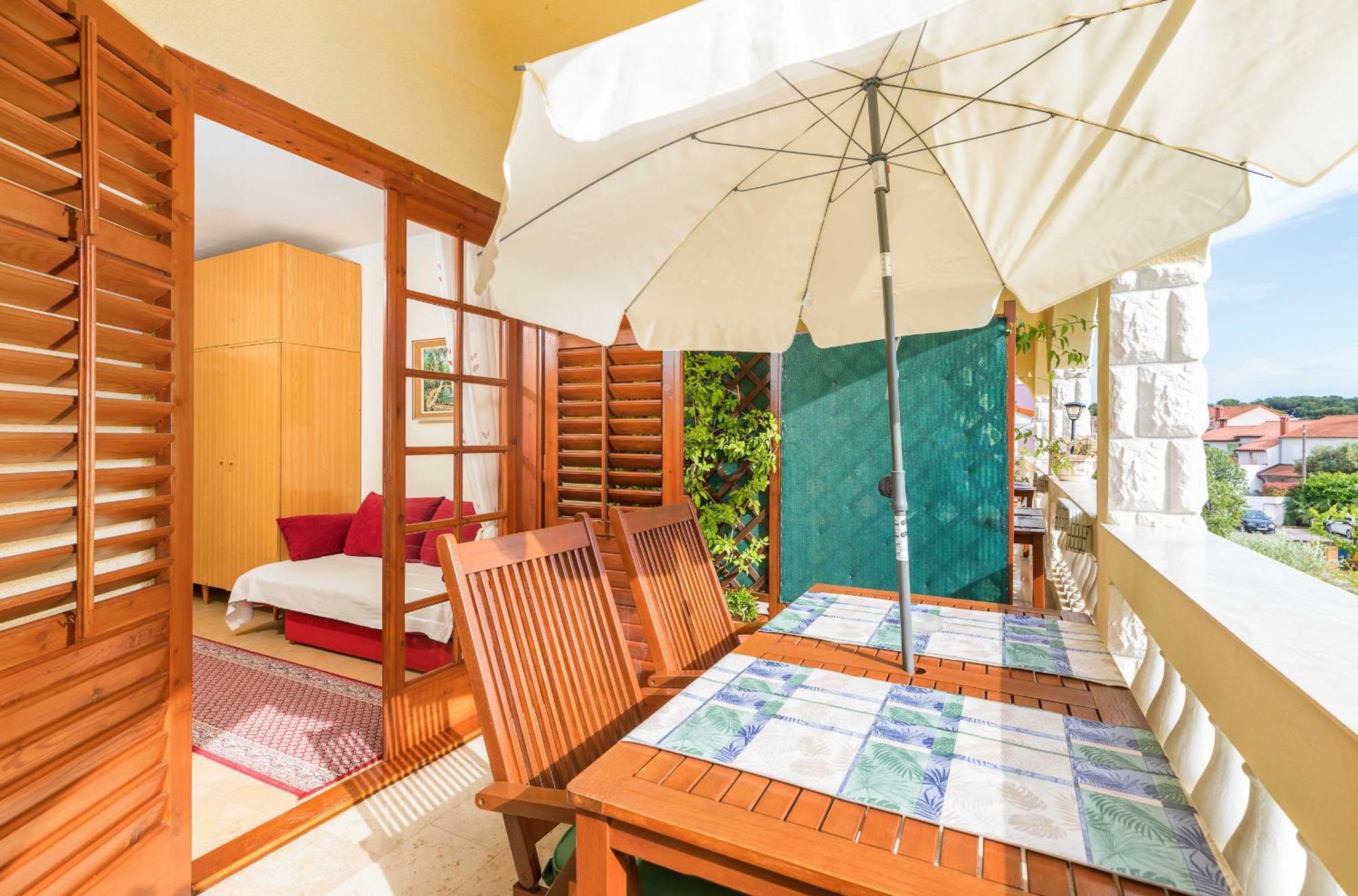 Villa Nada In Fazana - Near The Beach Extérieur photo