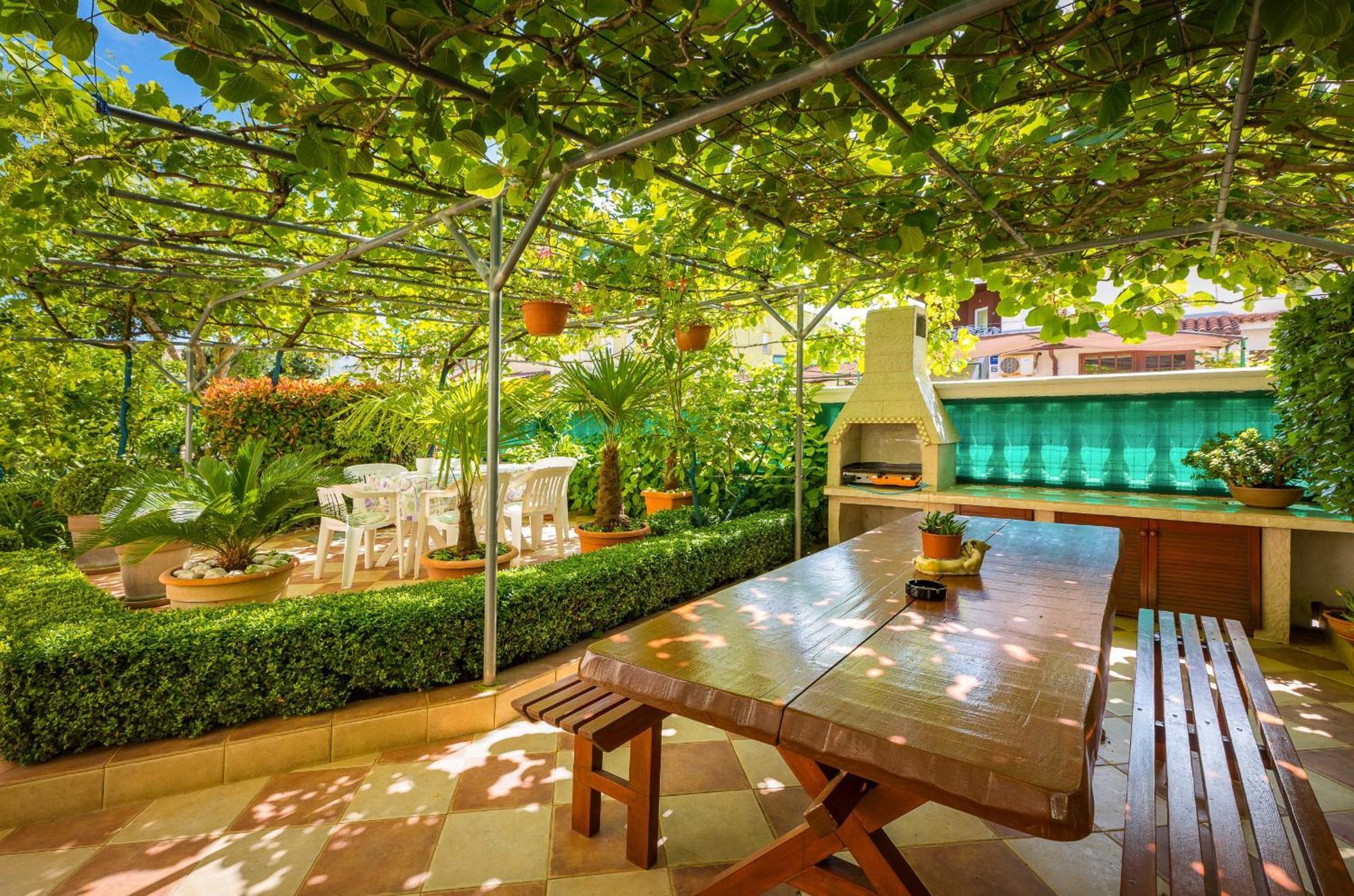 Villa Nada In Fazana - Near The Beach Extérieur photo