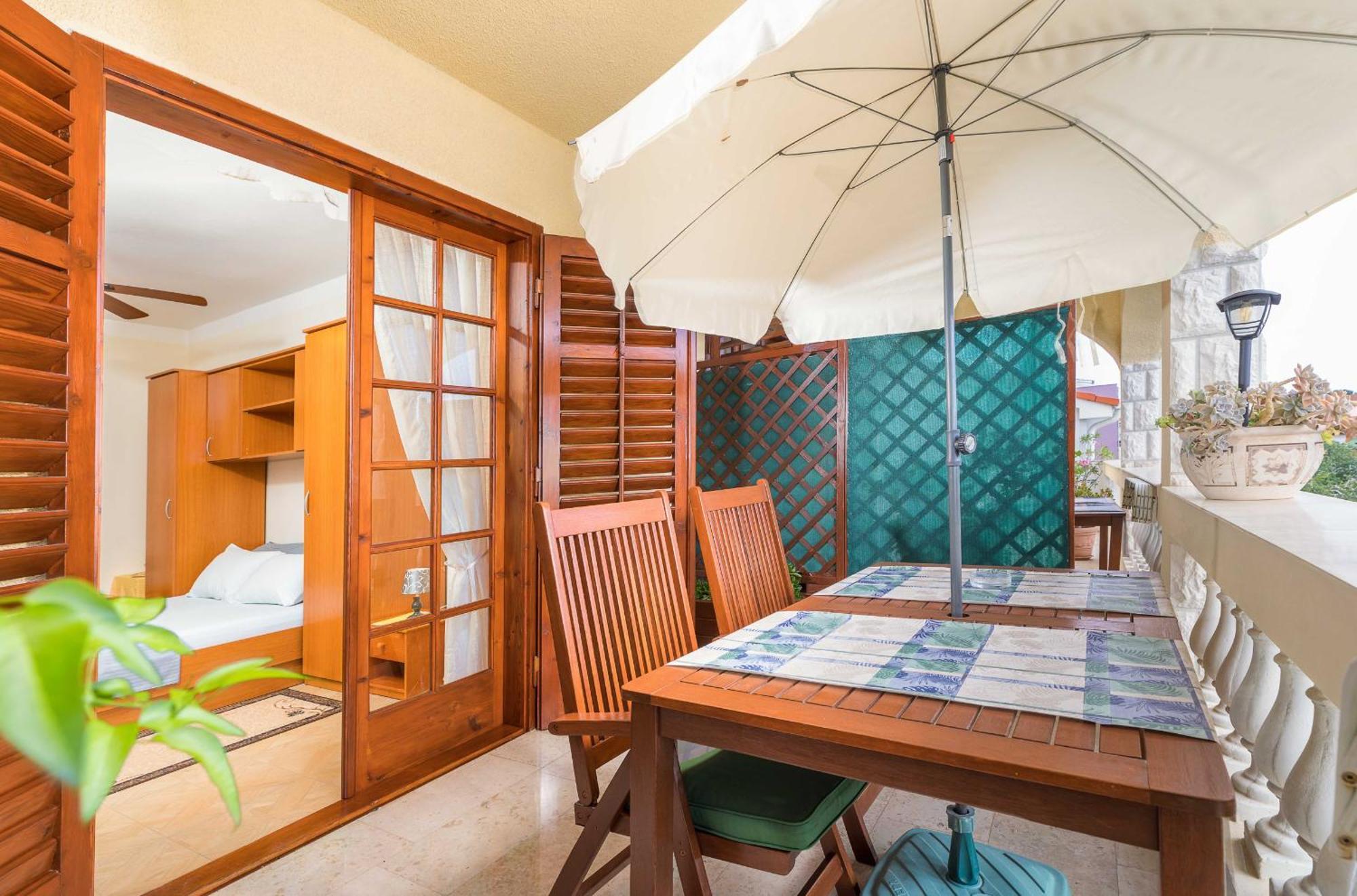 Villa Nada In Fazana - Near The Beach Extérieur photo
